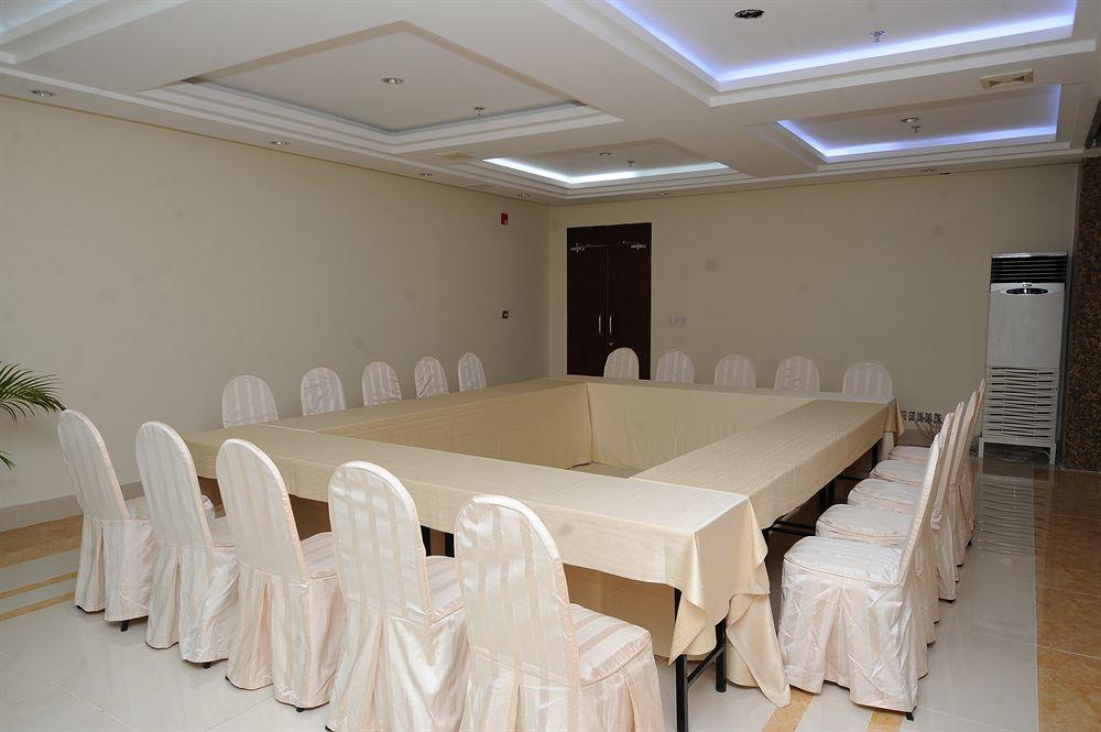 Happy Life Hotel District 7 Gan Secc Hô Chi Minh-Ville Extérieur photo